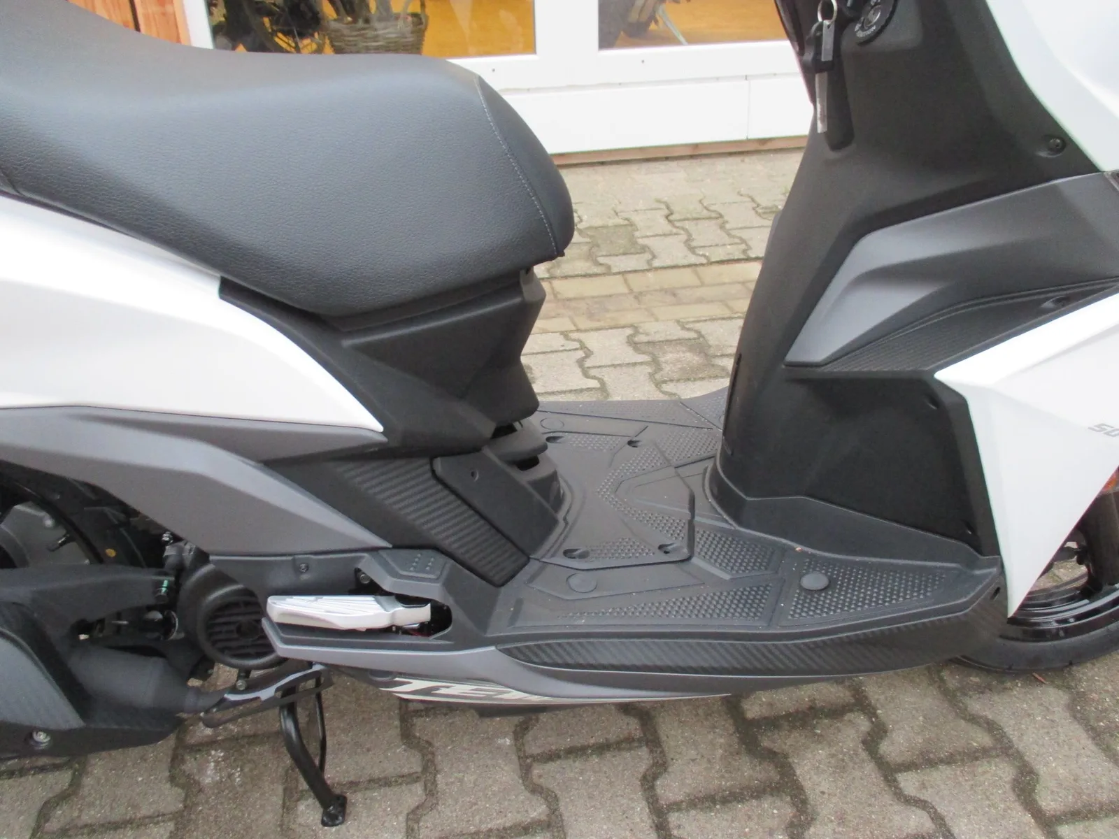 Sym Jet 14 50i Snow White