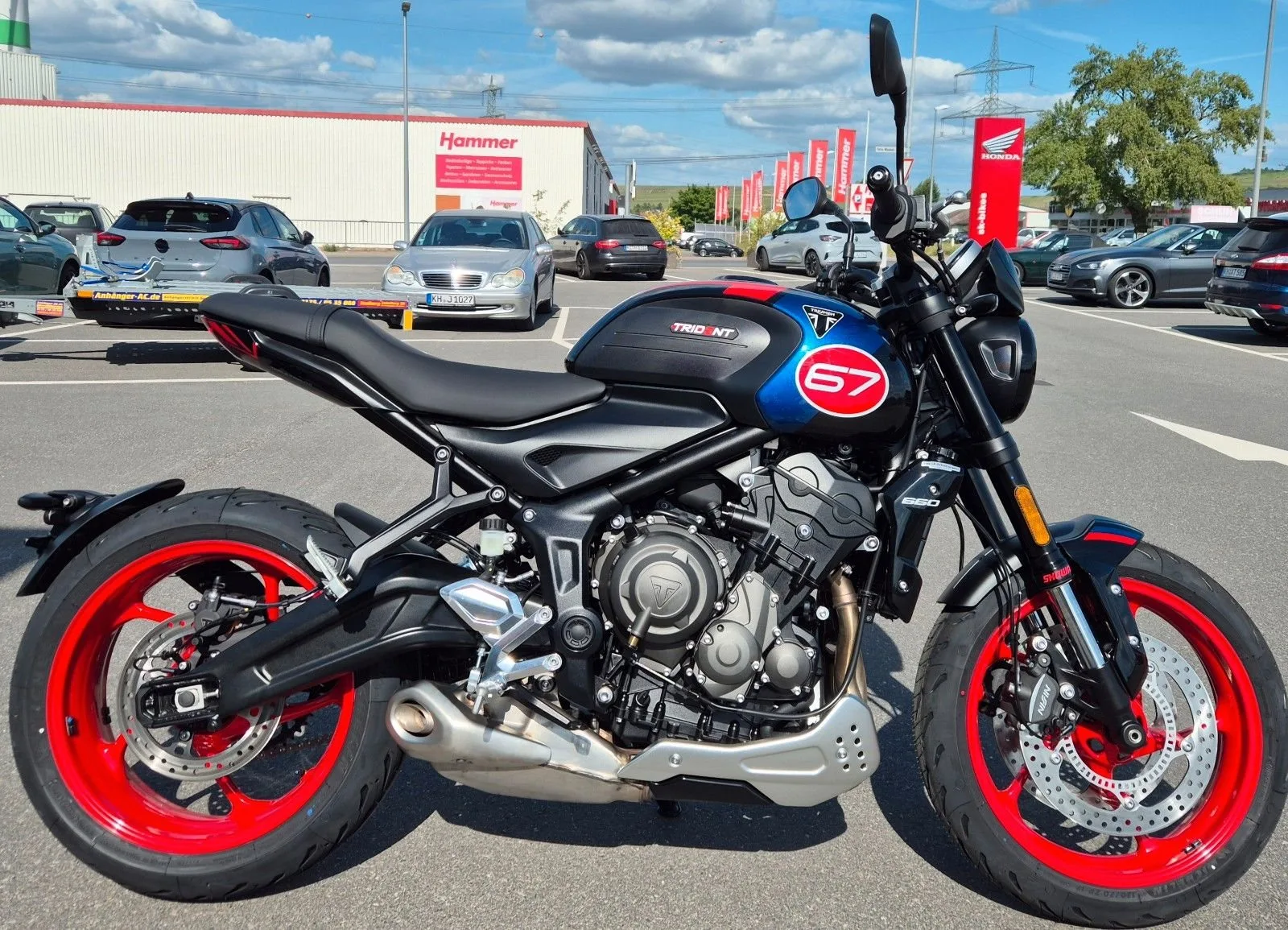 Triumph Trident 660 Triple Tribute