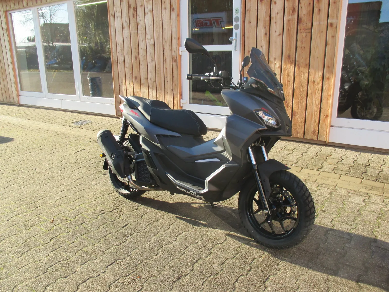 Aprilia SR GT 125 Street Grey