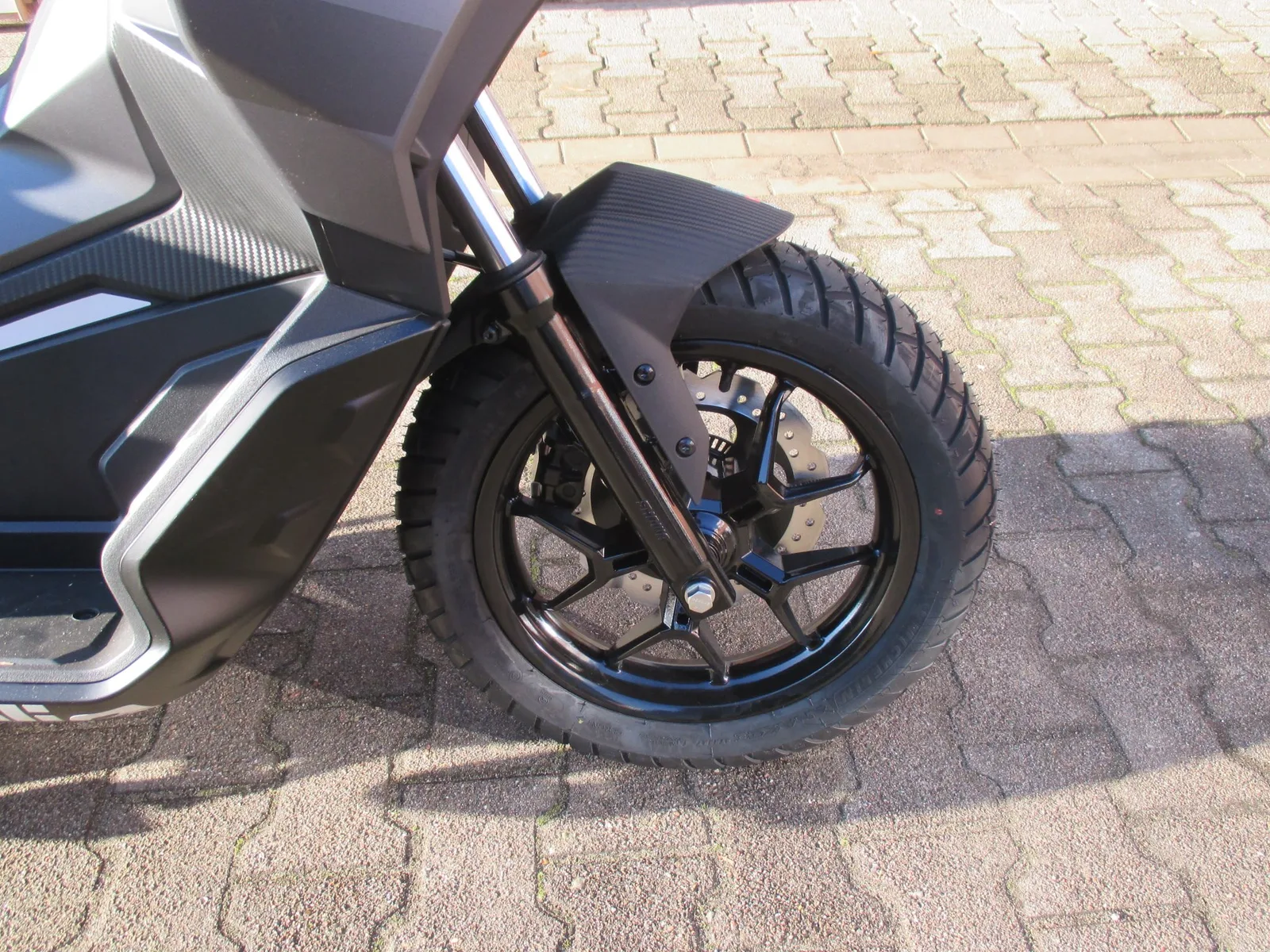 Aprilia SR GT 125 Street Grey