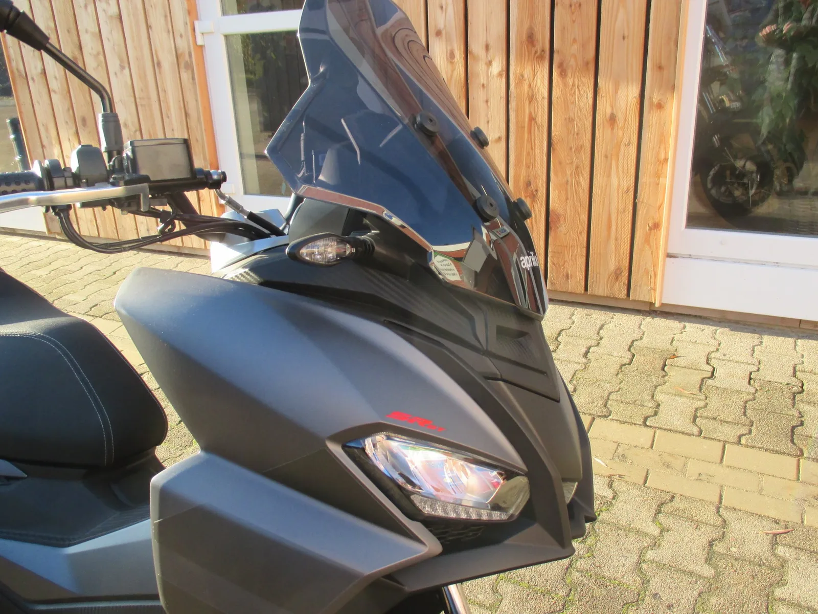 Aprilia SR GT 125 Street Grey