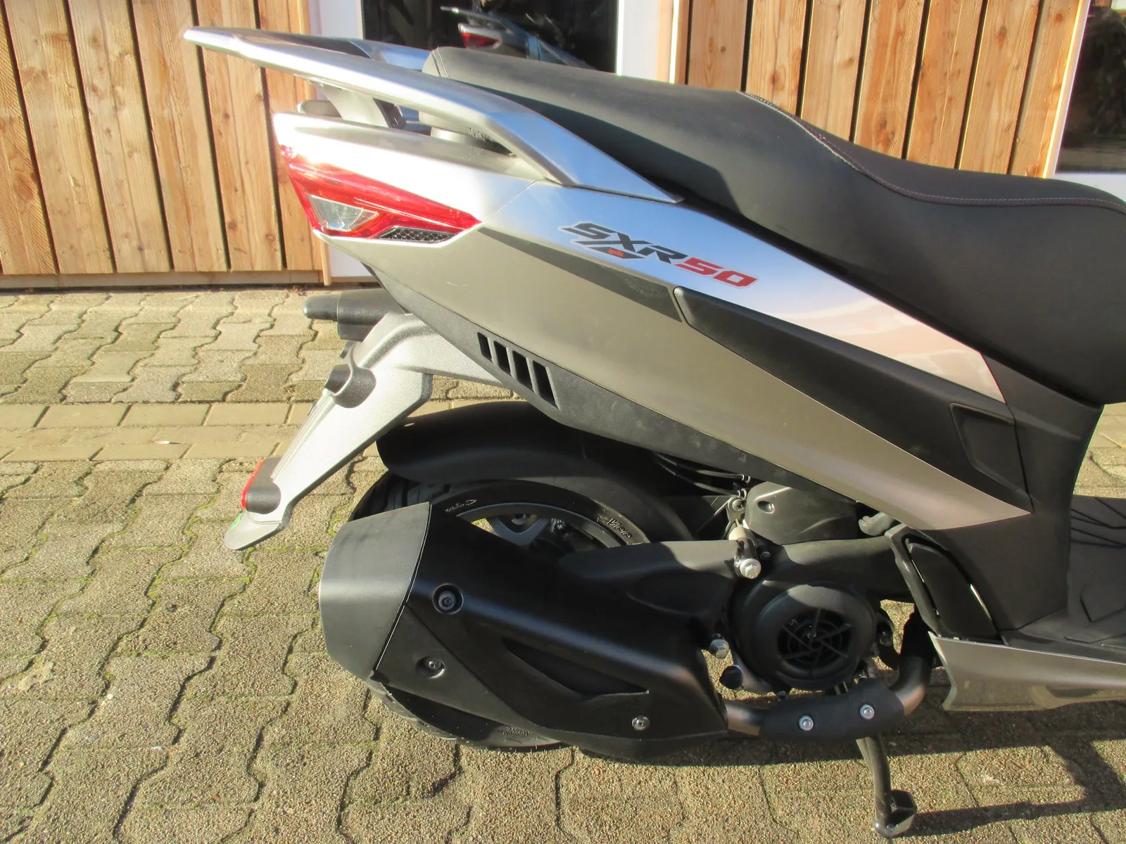 Aprilia SXR 50 Insinctive Grey