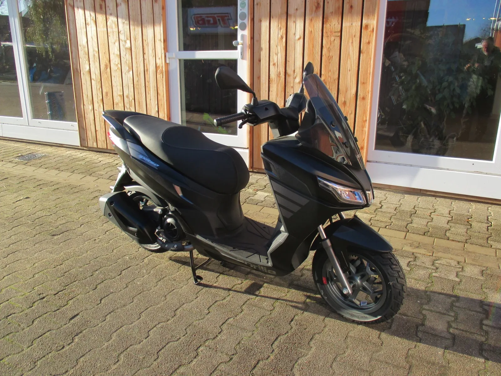 Aprilia SXR 50 Enigma Black