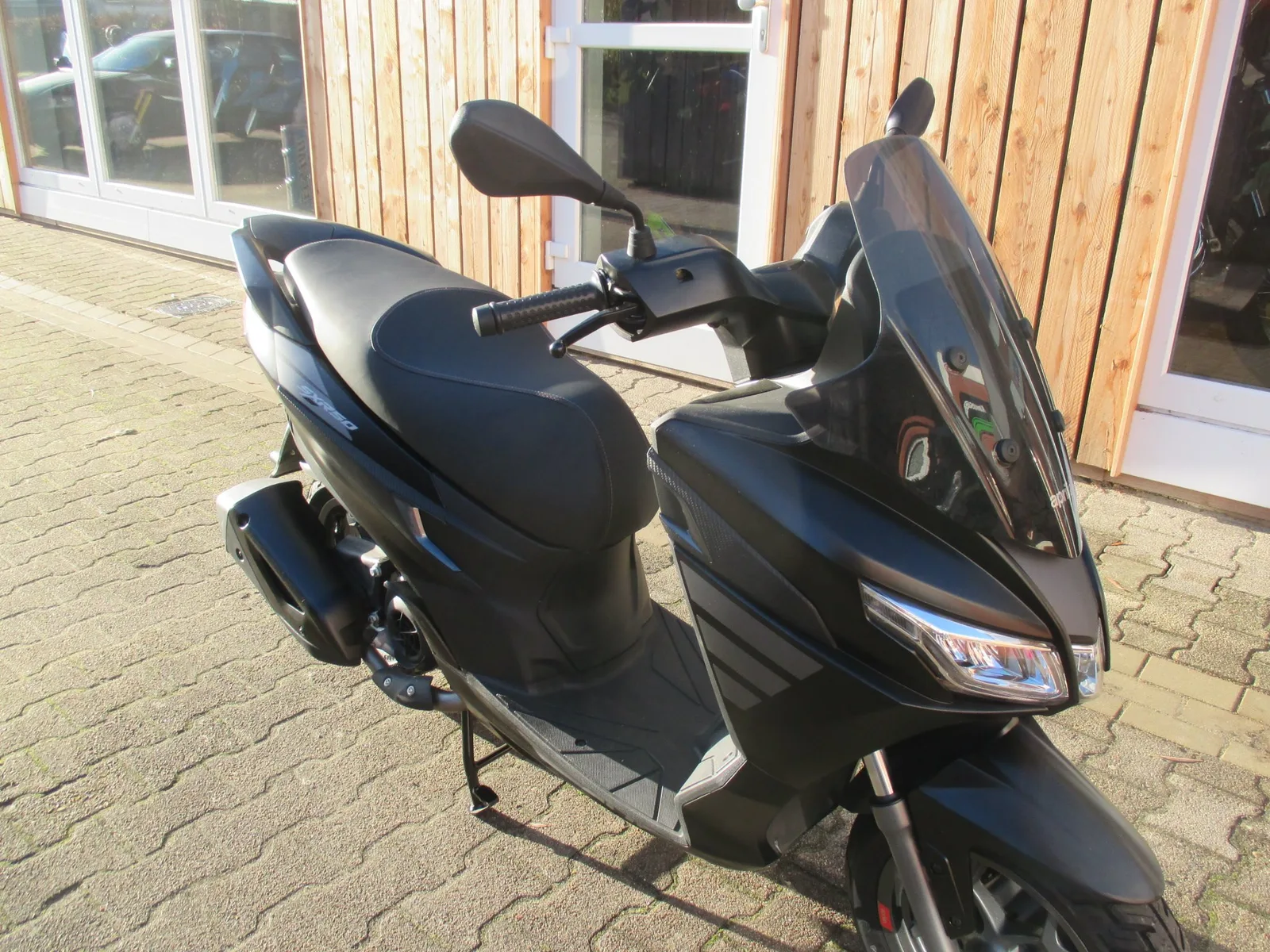 Aprilia SXR 50 Enigma Black
