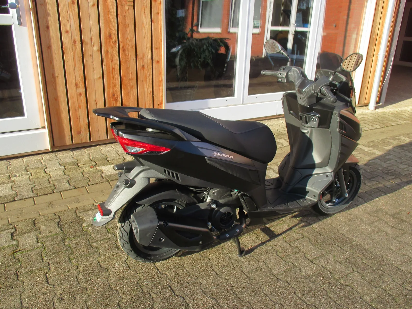 Aprilia SXR 50 Enigma Black