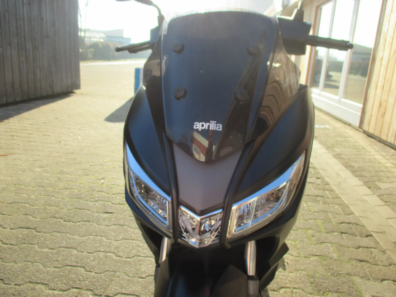Aprilia SXR 50 Enigma Black