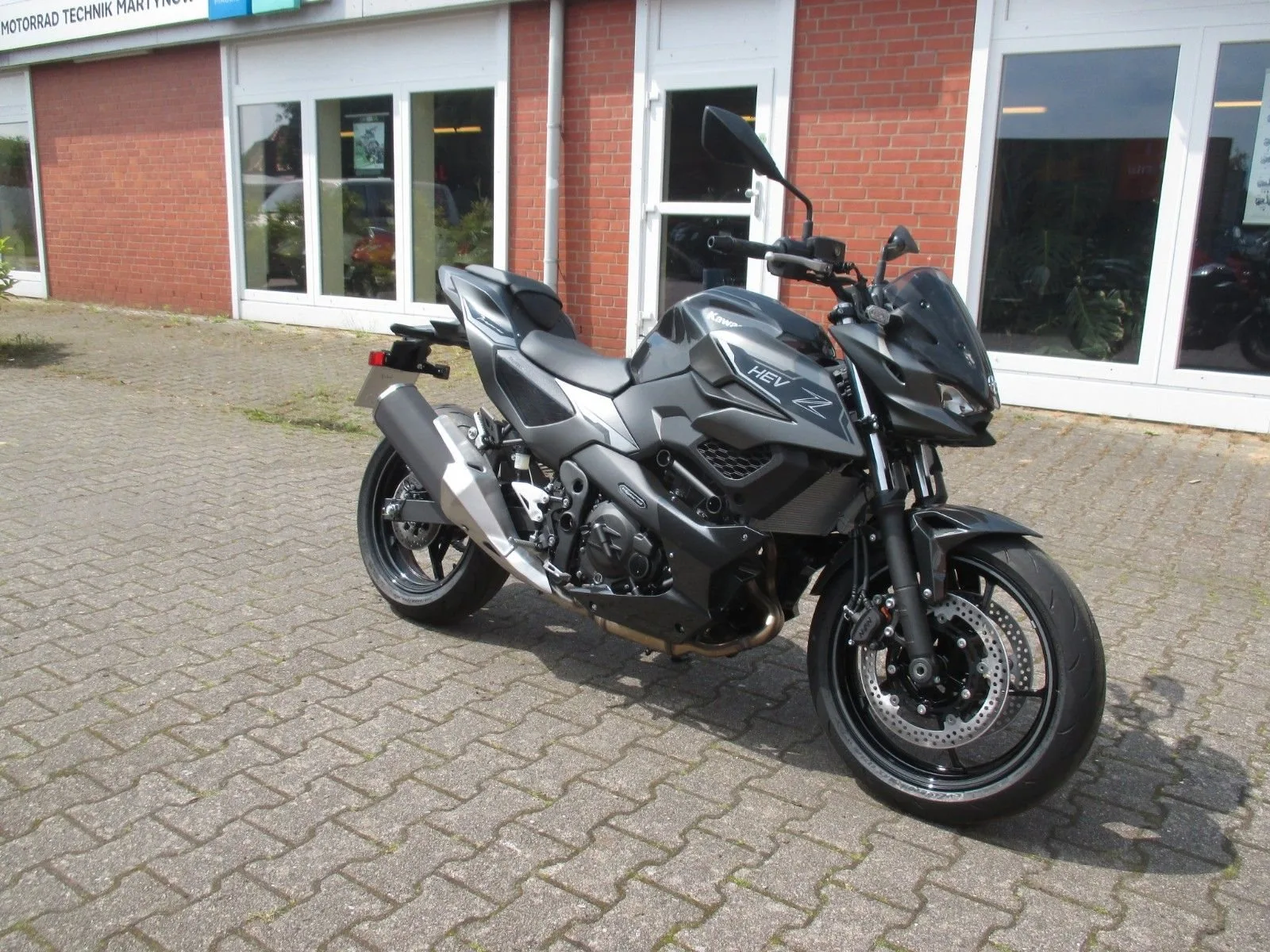 Kawasaki Z7 Hybrid