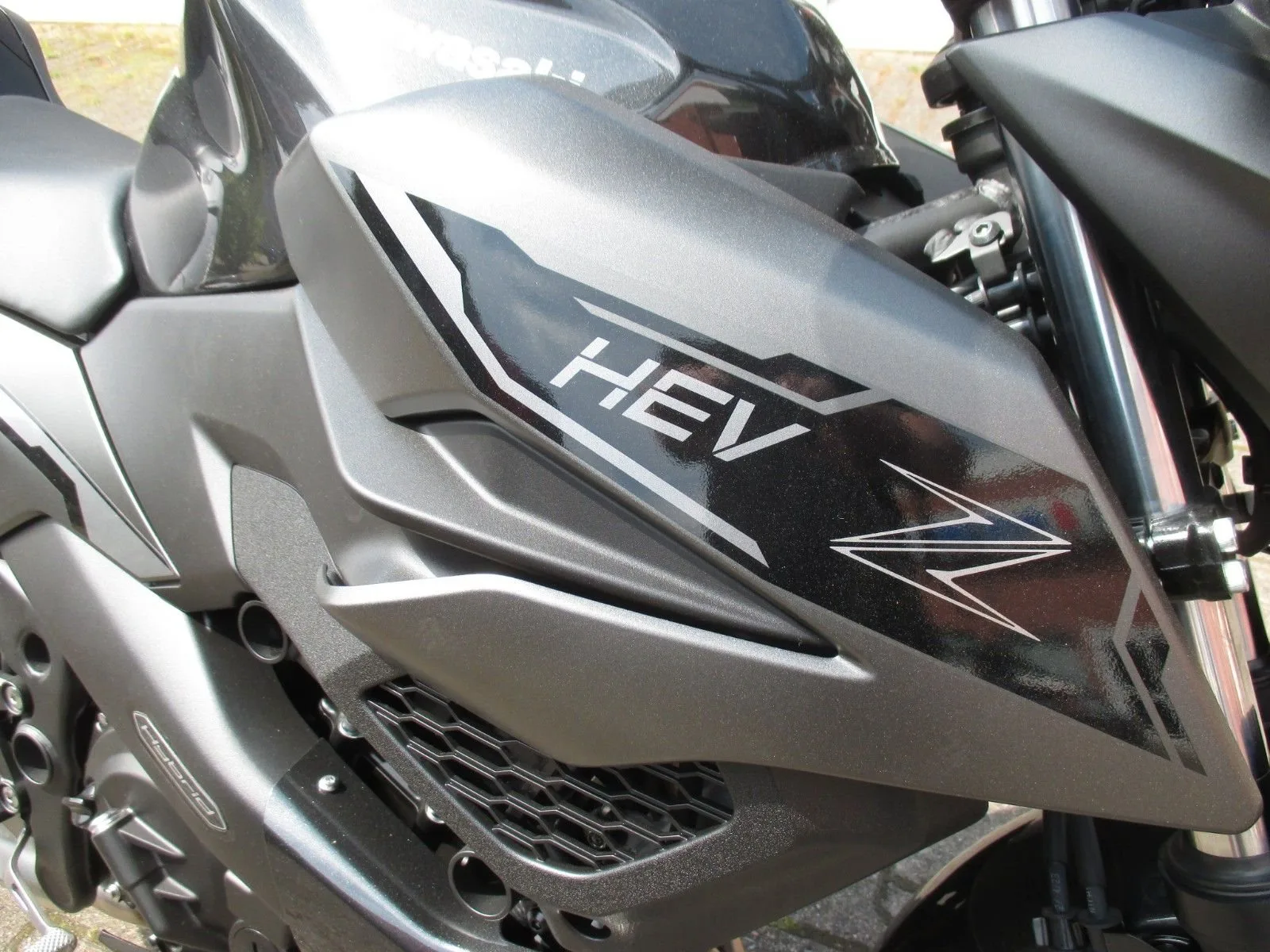 Kawasaki Z7 Hybrid