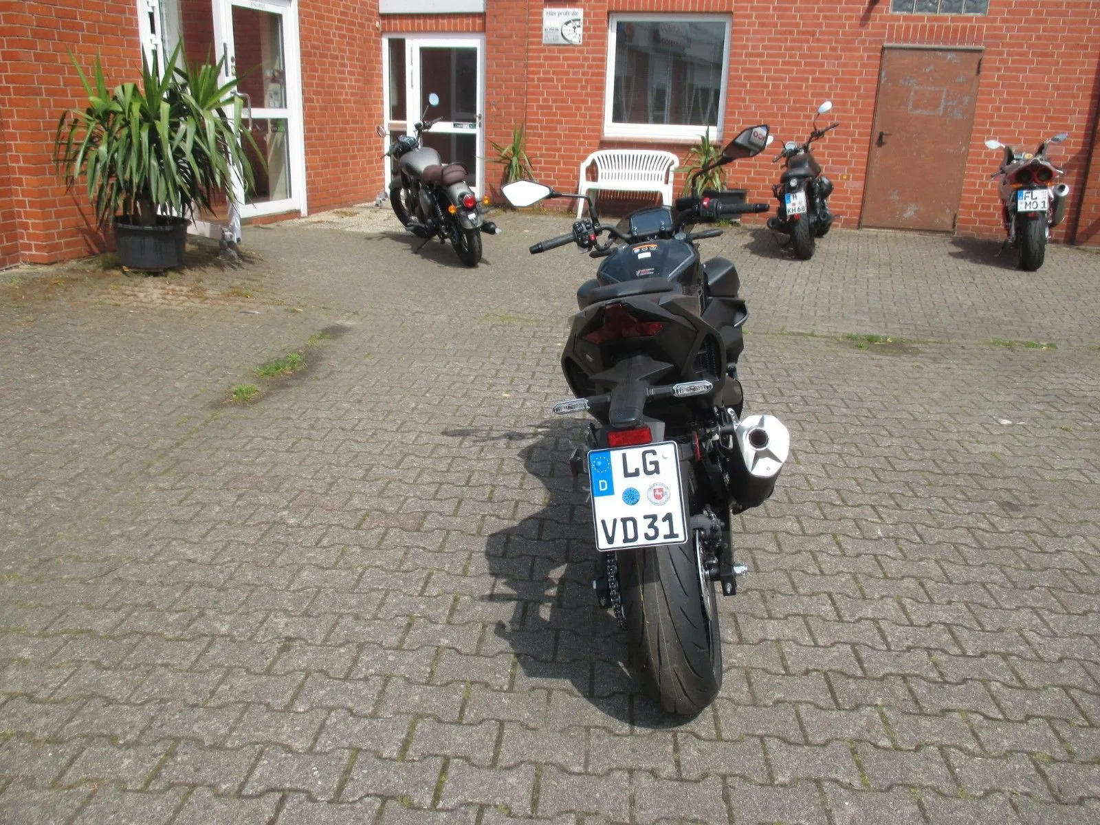 Kawasaki Z7 Hybrid