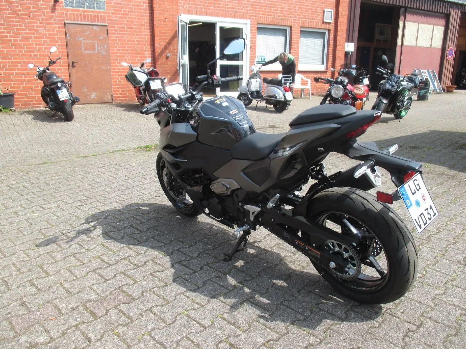 Kawasaki Z7 Hybrid