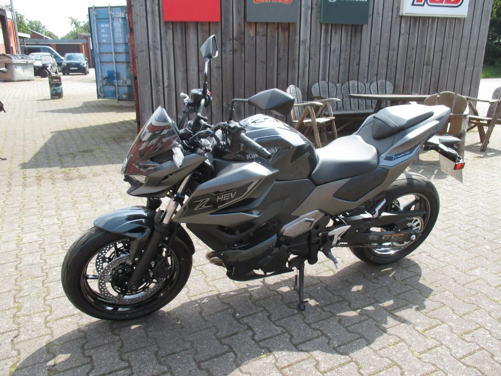 Kawasaki Z7 Hybrid