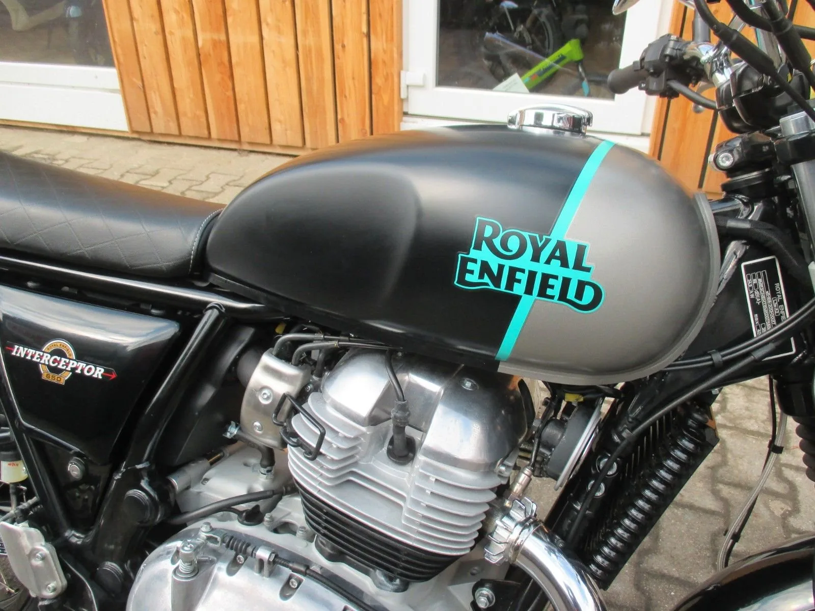 Royal Enfield Interceptor 650