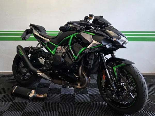 Kawasaki Z H2 Bodis vom Kawasaki Vertragspartner Augsburg