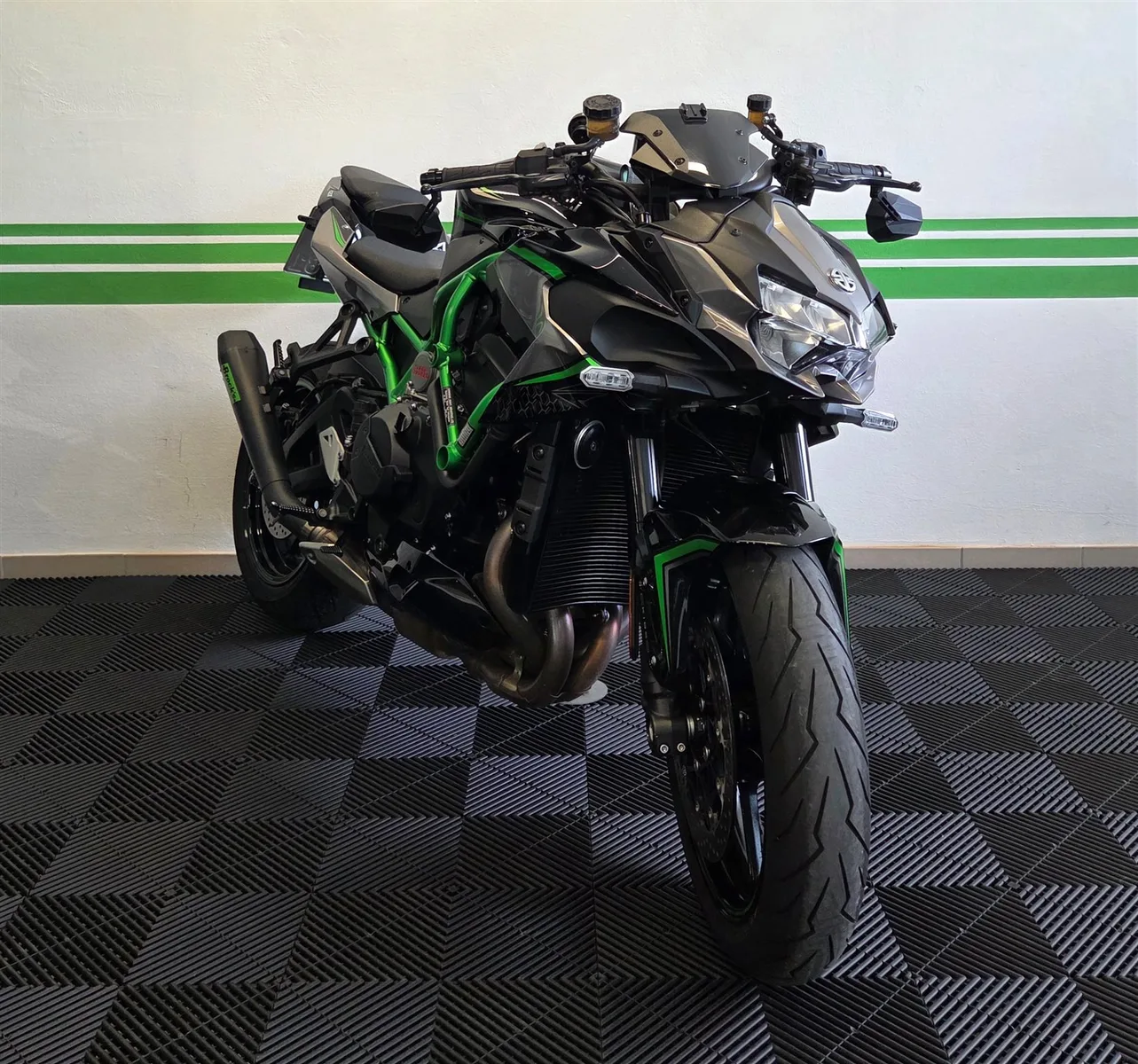 Kawasaki Z H2 Bodis vom Kawasaki Vertragspartner Augsburg