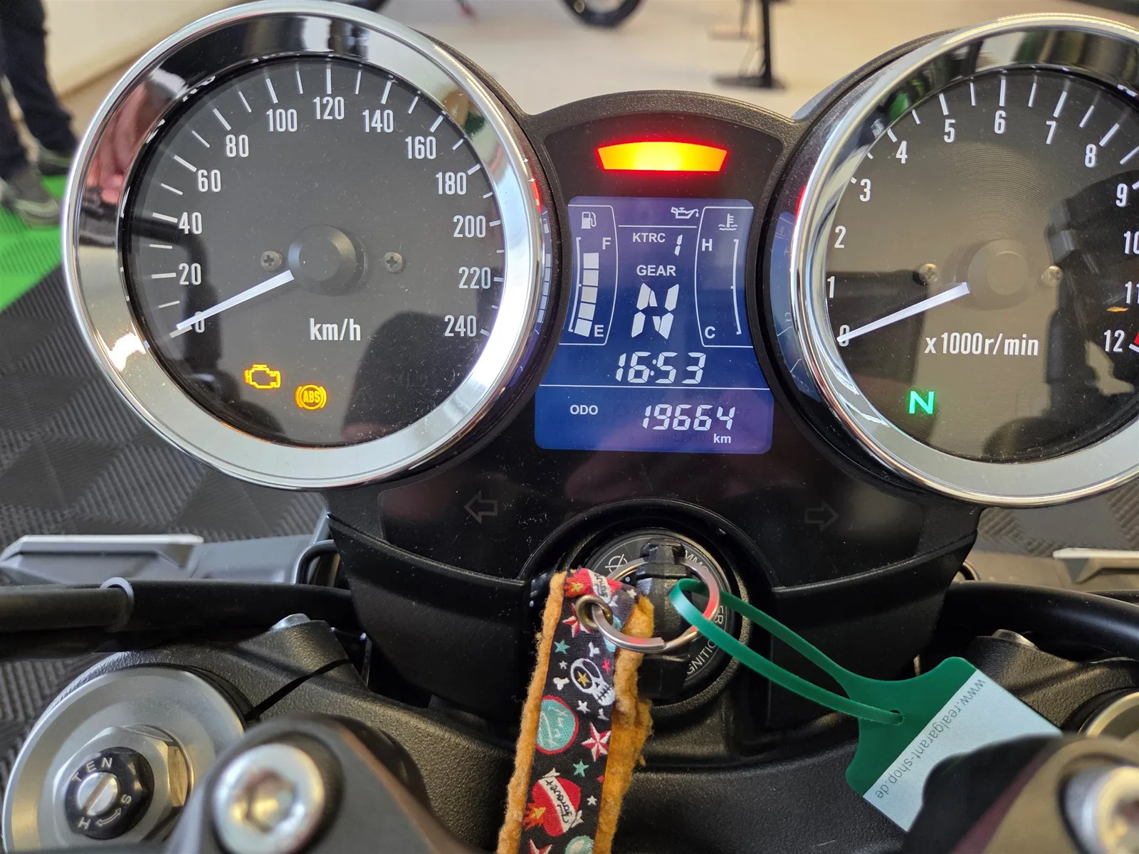 Kawasaki Z900 RS vom Kawasaki-Vertragspartner Augsburg