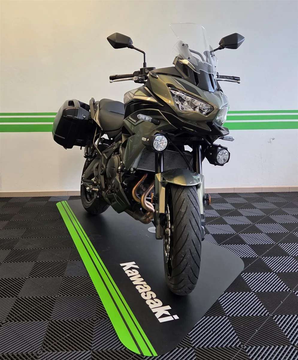 Kawasaki Versys 650 Tourer Plus vom Kawasaki-Vertragspartner Augsburg