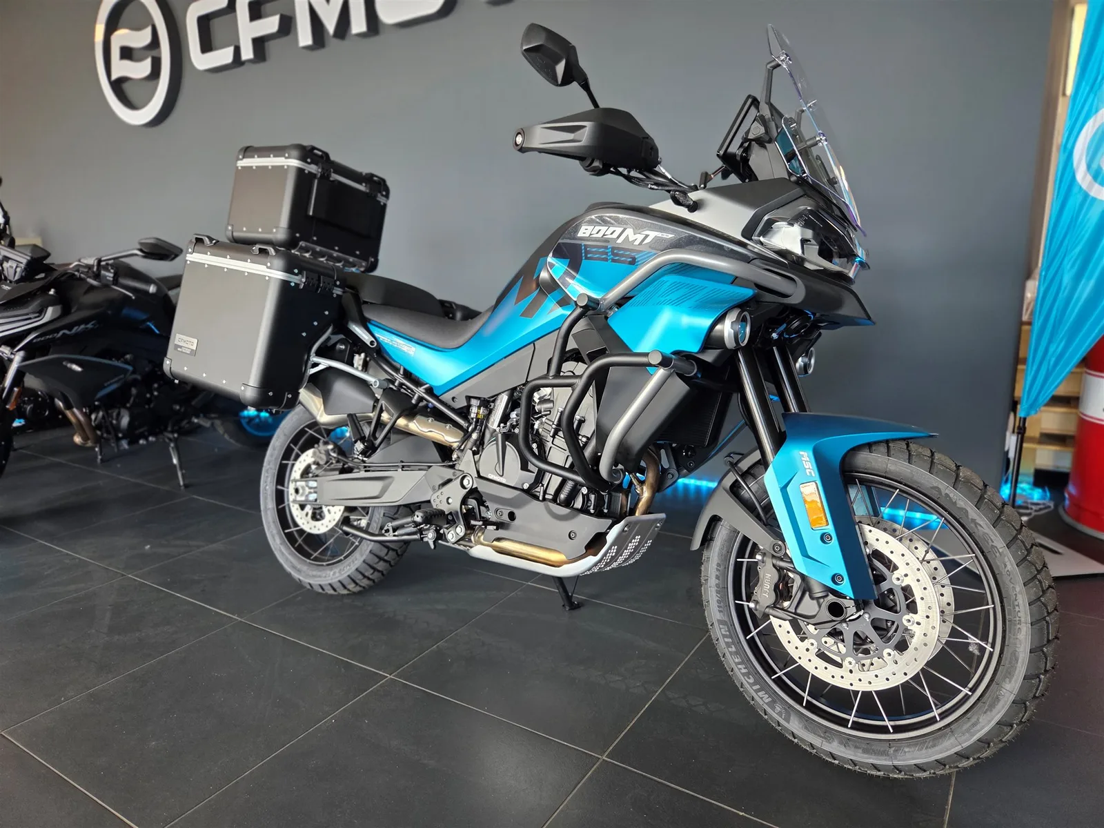 CFMOTO 800MT-ES