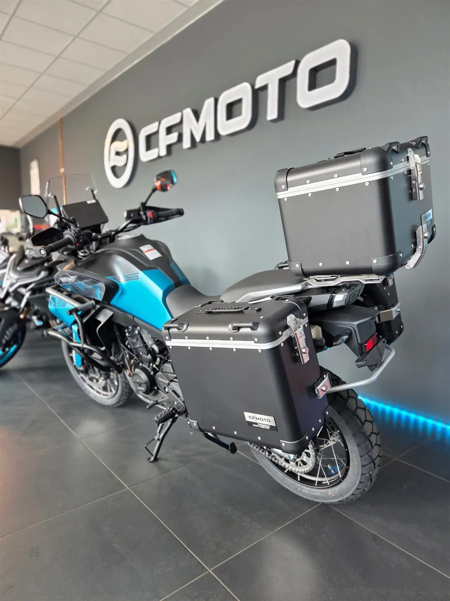 CFMOTO 800MT-ES