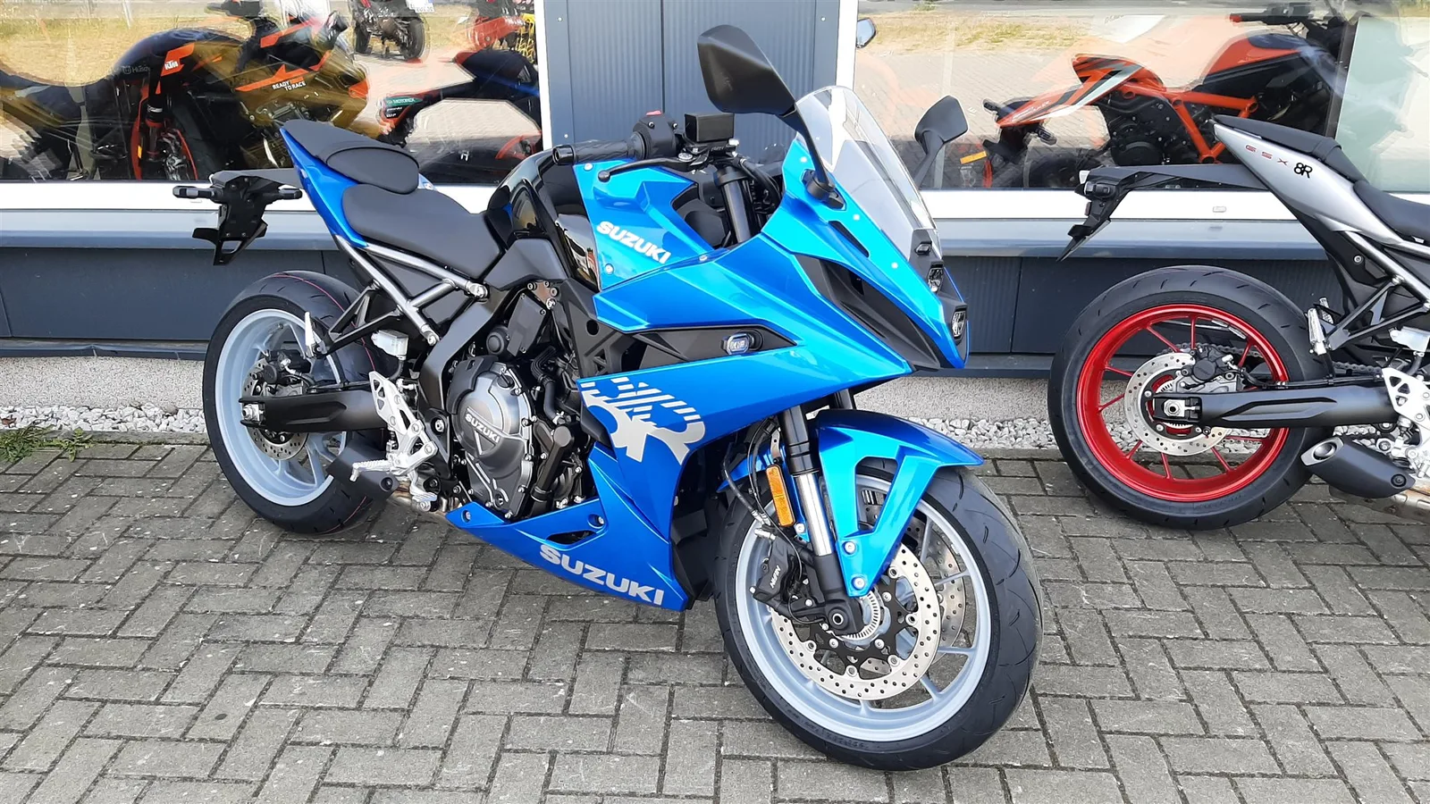 Suzuki GSX-8R GSX8R 2025 A2 TAUGLICH