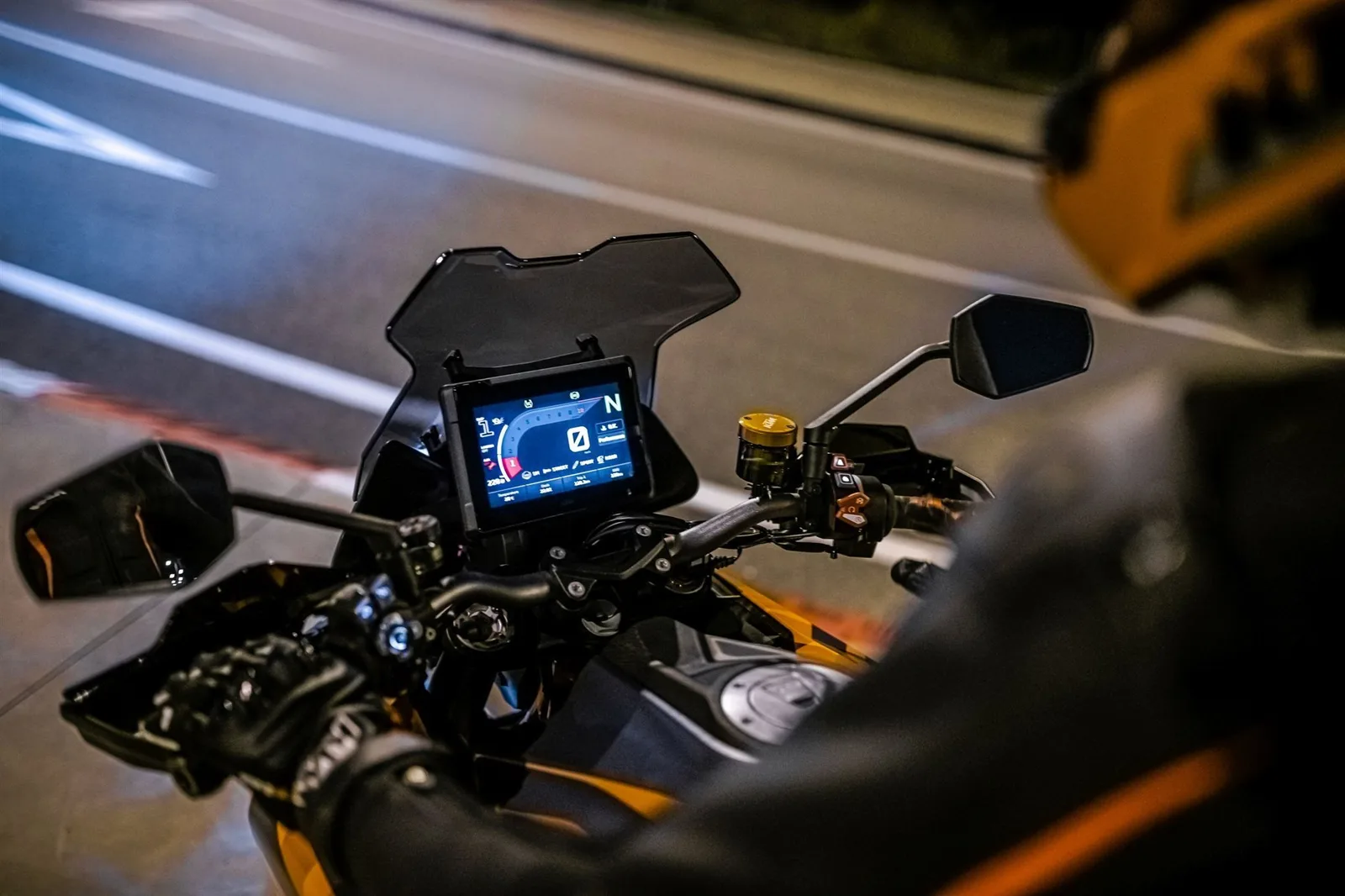 KTM 1290 Super Duke GT DEMOBIKE TECHPACK