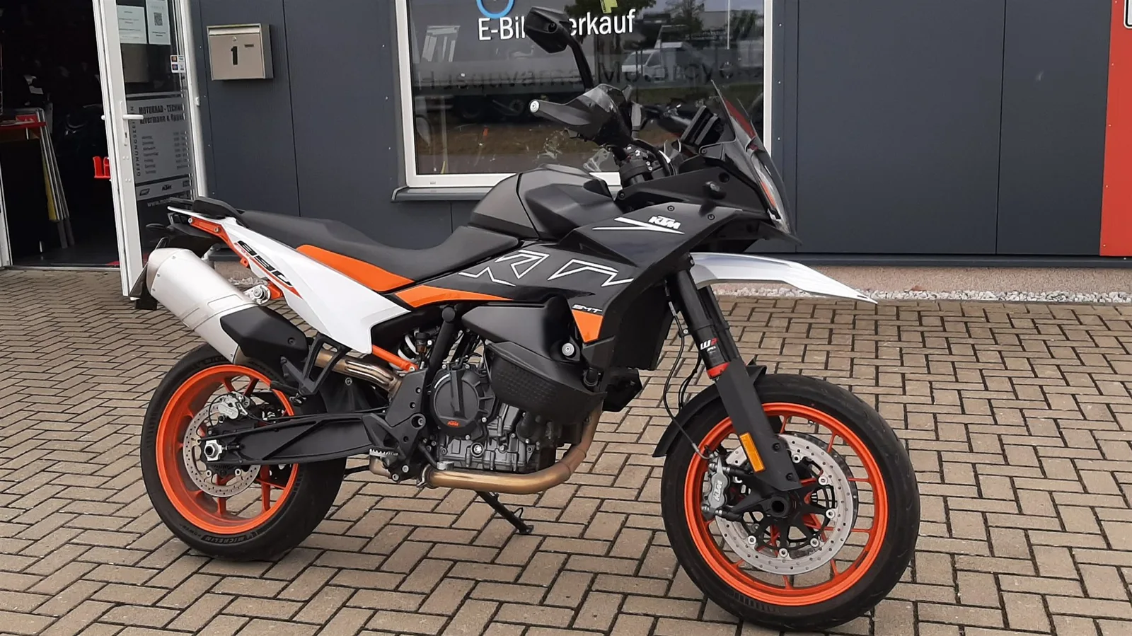 KTM 890 SMT Vorführer GARANTIE TÜV + INSPEKTION NEU