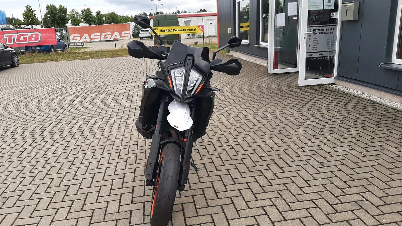 KTM 890 SMT Vorführer GARANTIE TÜV + INSPEKTION NEU