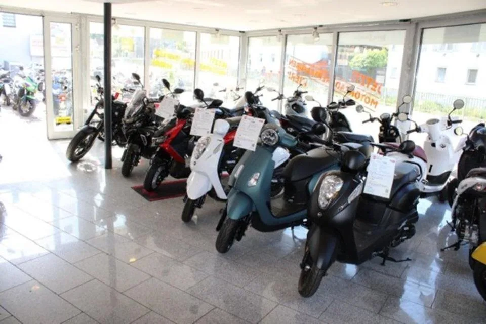 Honda CB125R