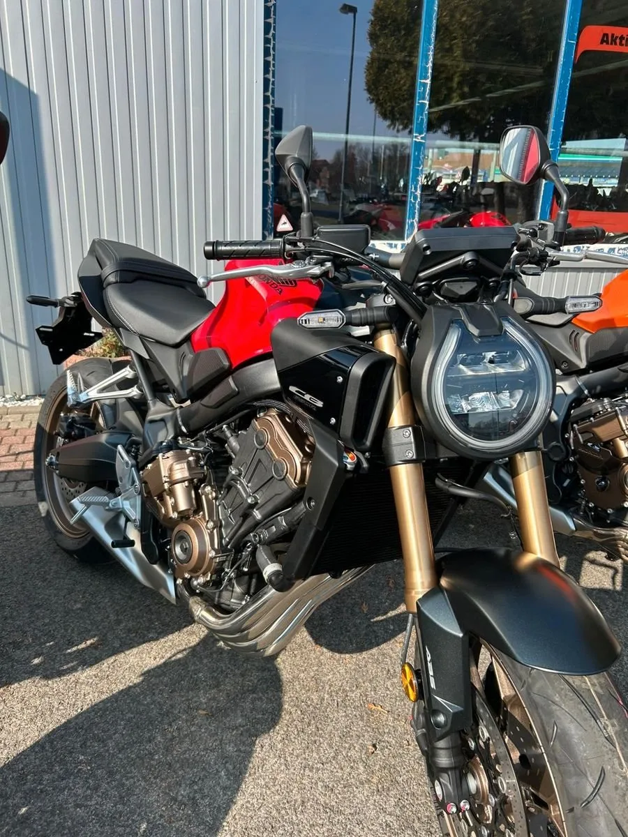 Honda CB650R E-Clutch