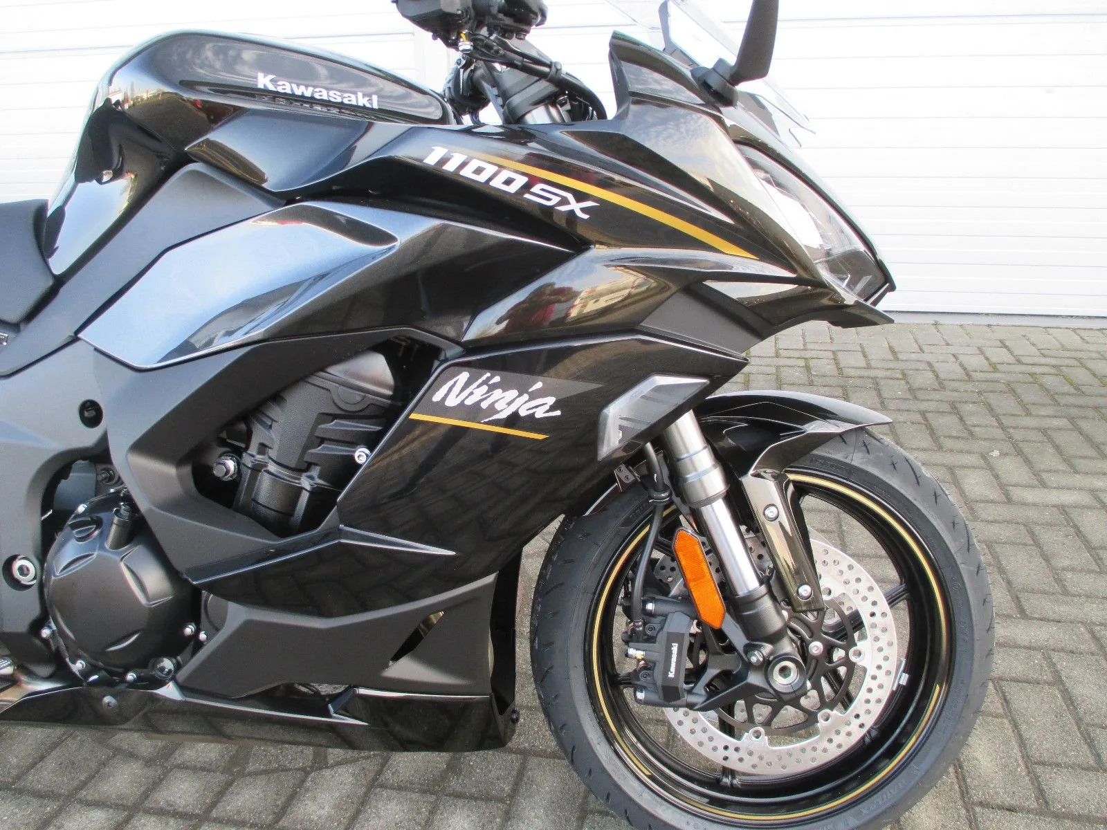 Kawasaki Ninja 1100SX