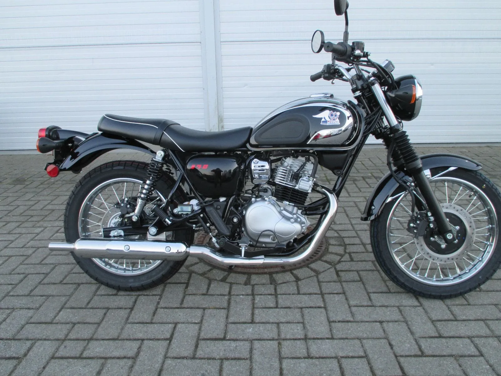Kawasaki W230 Meguro