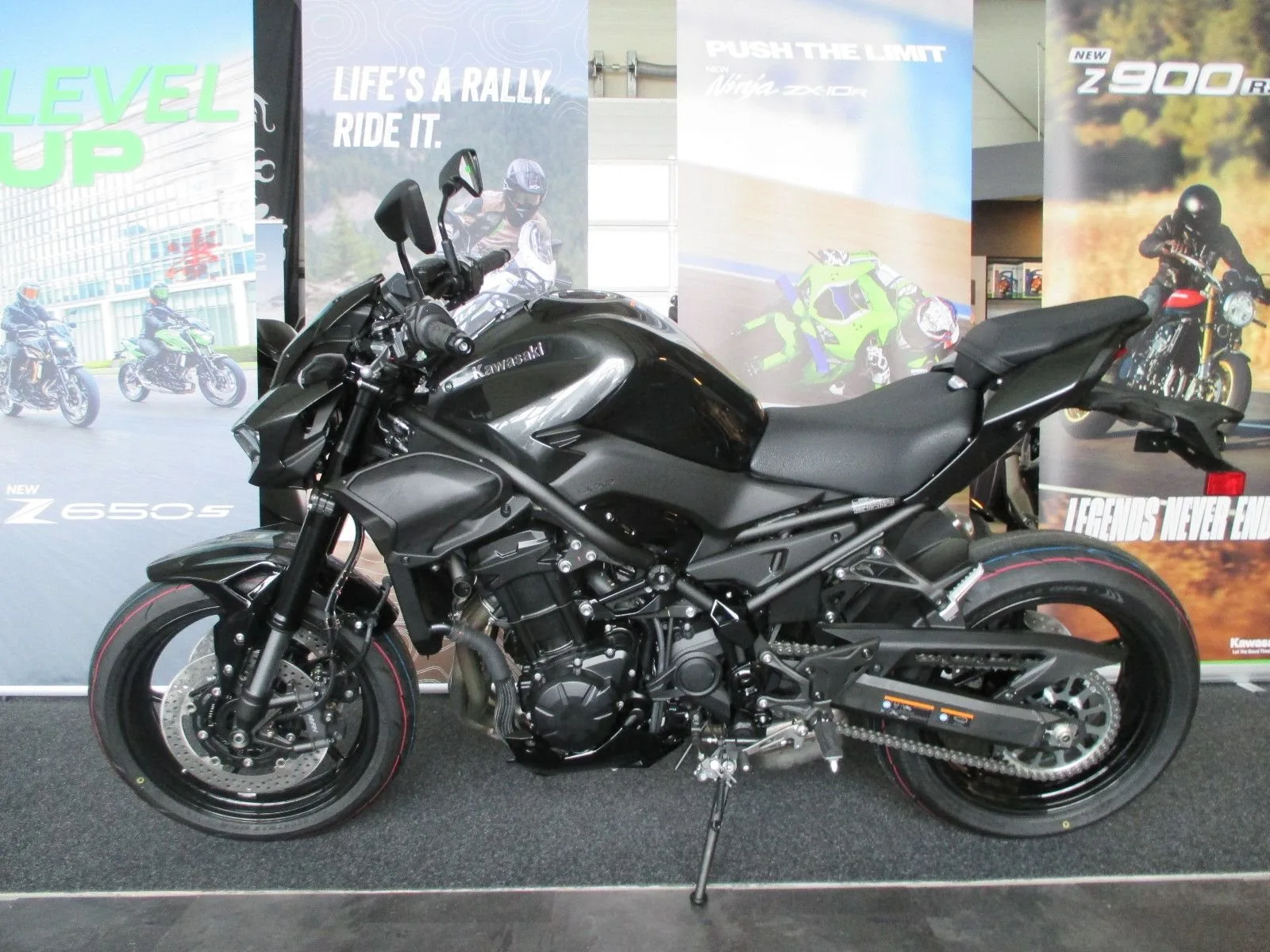 Kawasaki Z900