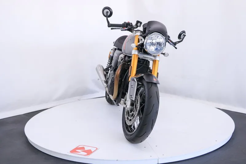 Triumph Thruxton RS