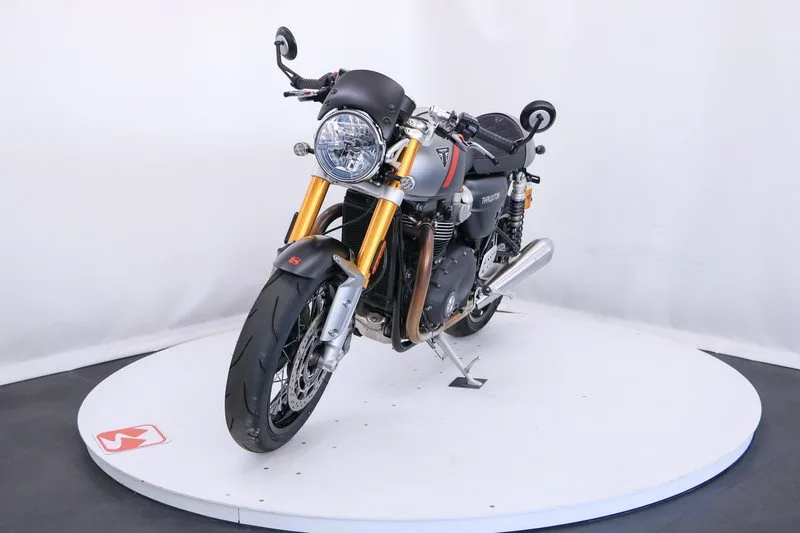 Triumph Thruxton RS