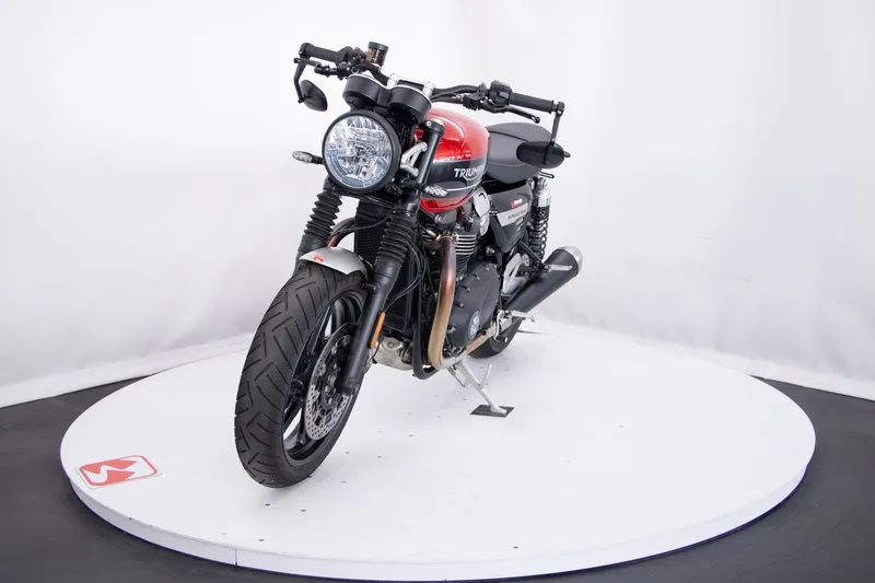 Triumph Speed Twin 1200