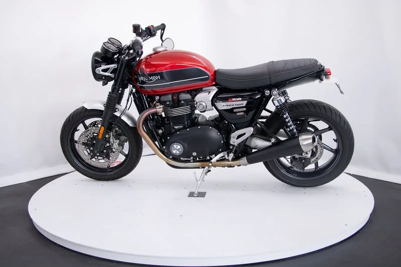 Triumph Speed Twin 1200