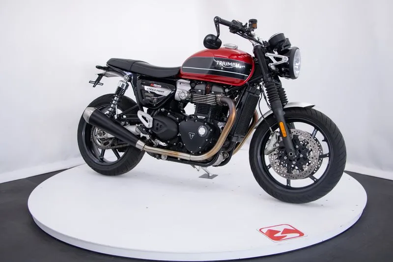 Triumph Speed Twin 1200