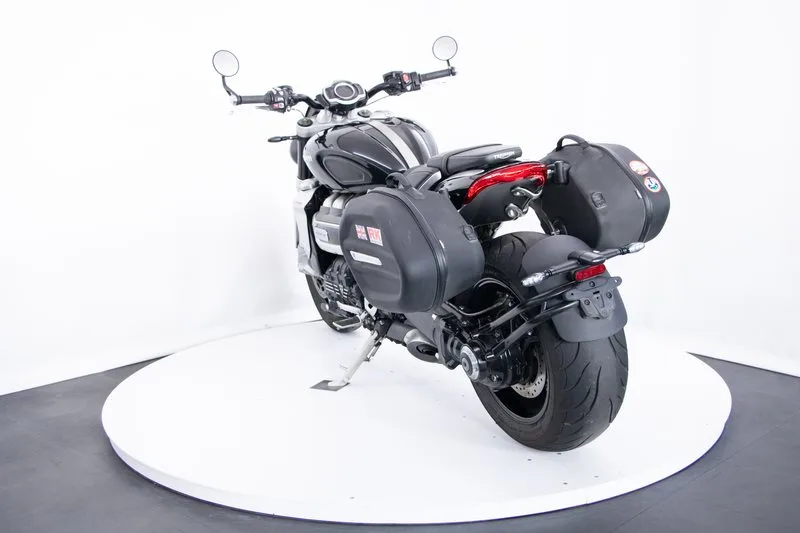 Triumph Rocket 3 R
