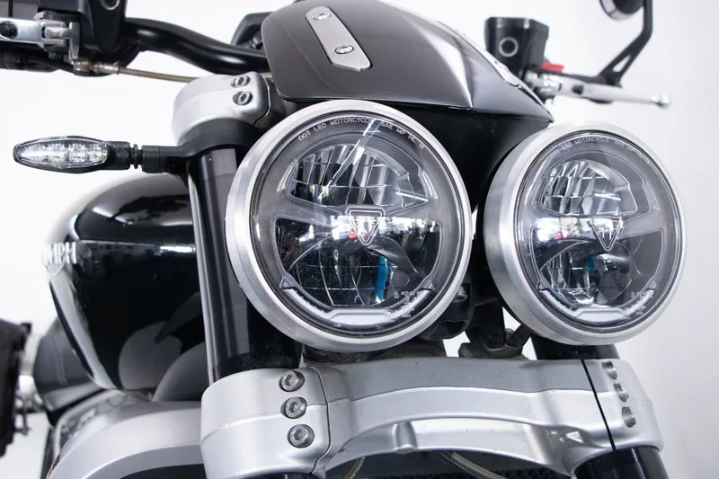 Triumph Rocket 3 R