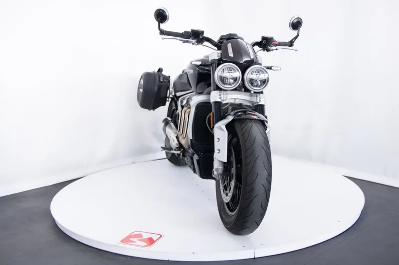 Triumph Rocket 3 R