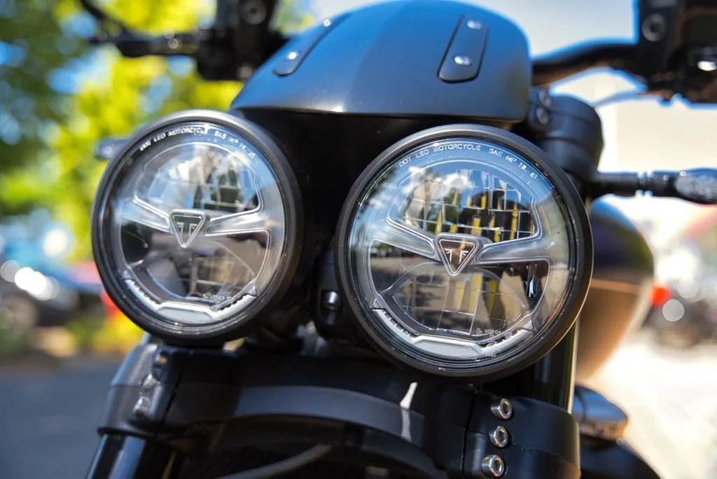 Triumph Rocket 3 Storm R
