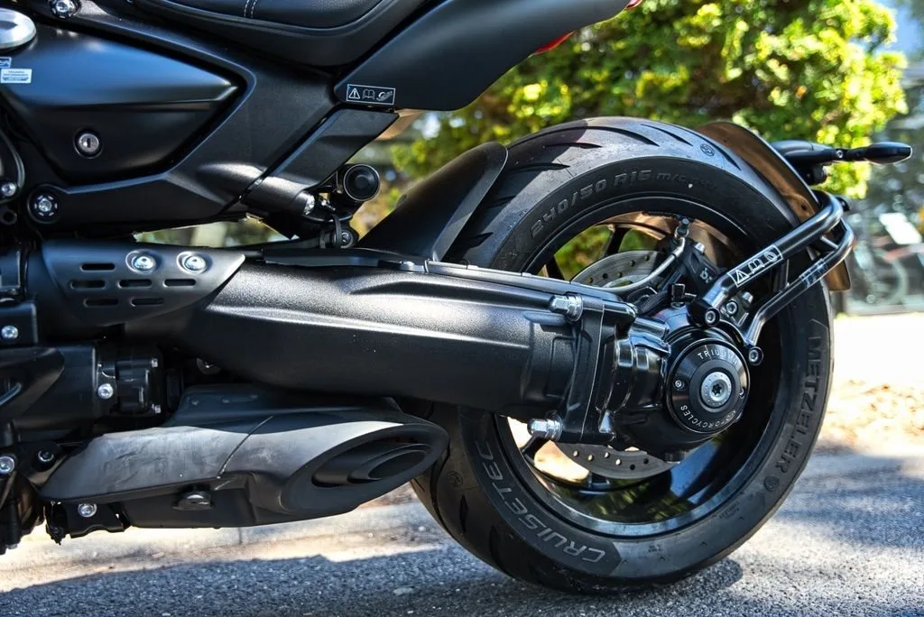 Triumph Rocket 3 Storm R