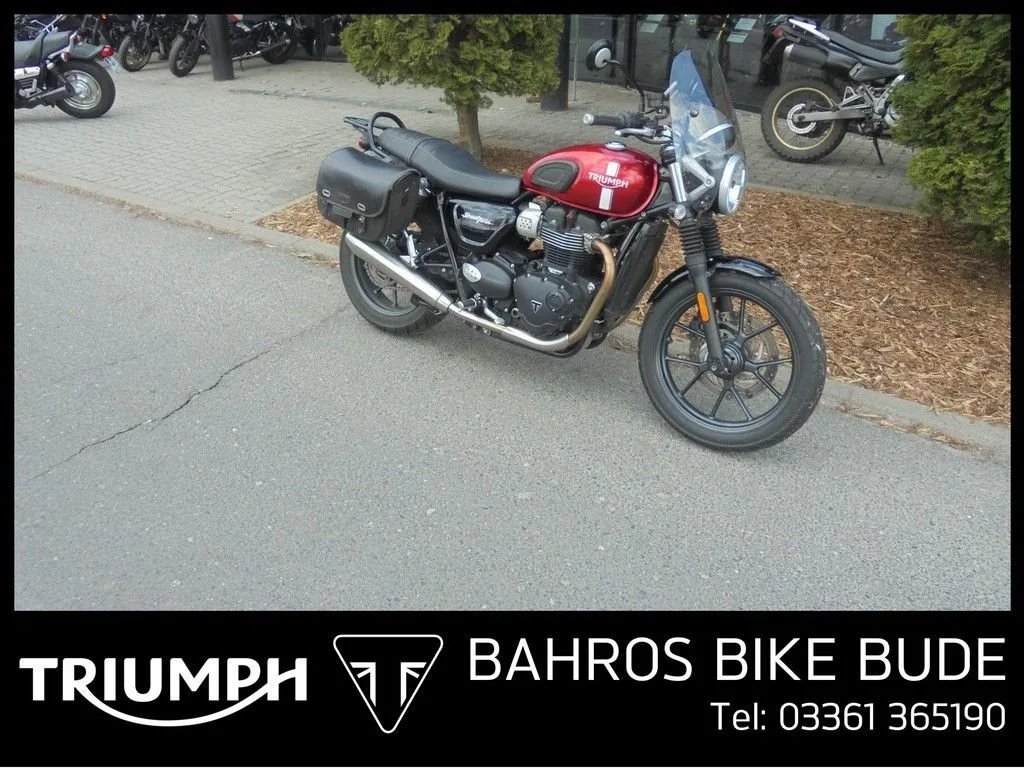 Triumph Street Twin