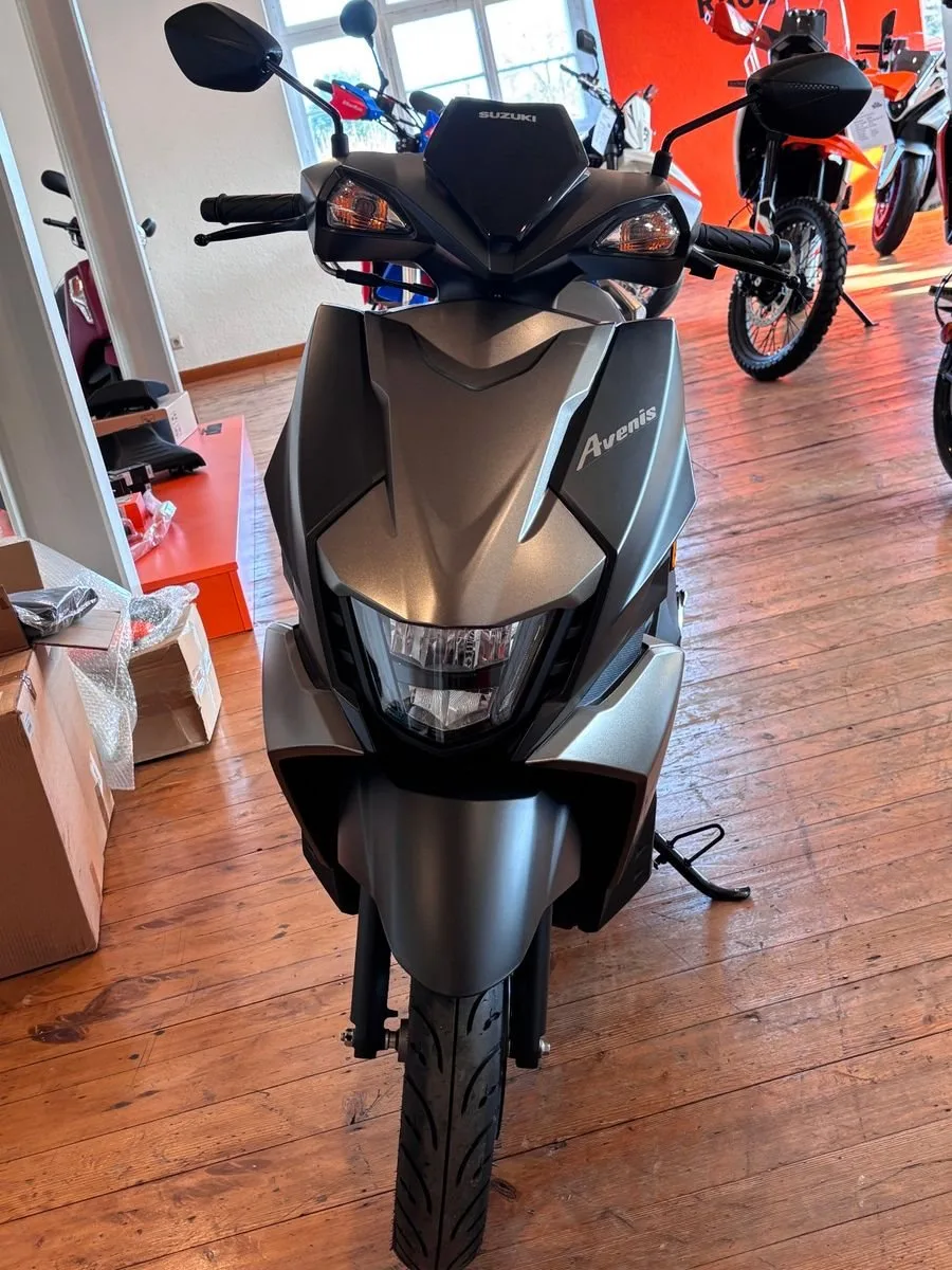 Suzuki Avenis 125