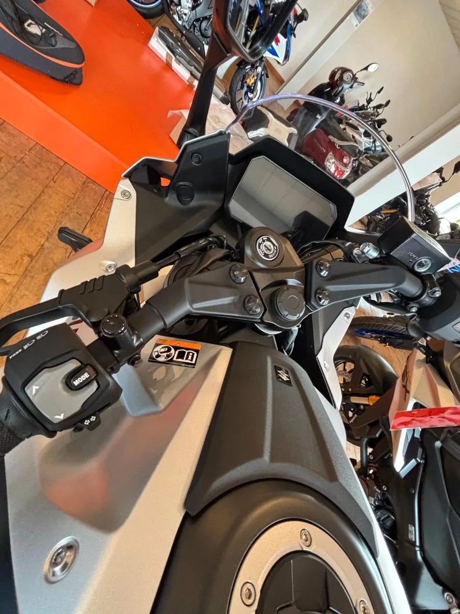 Suzuki GSX-8R