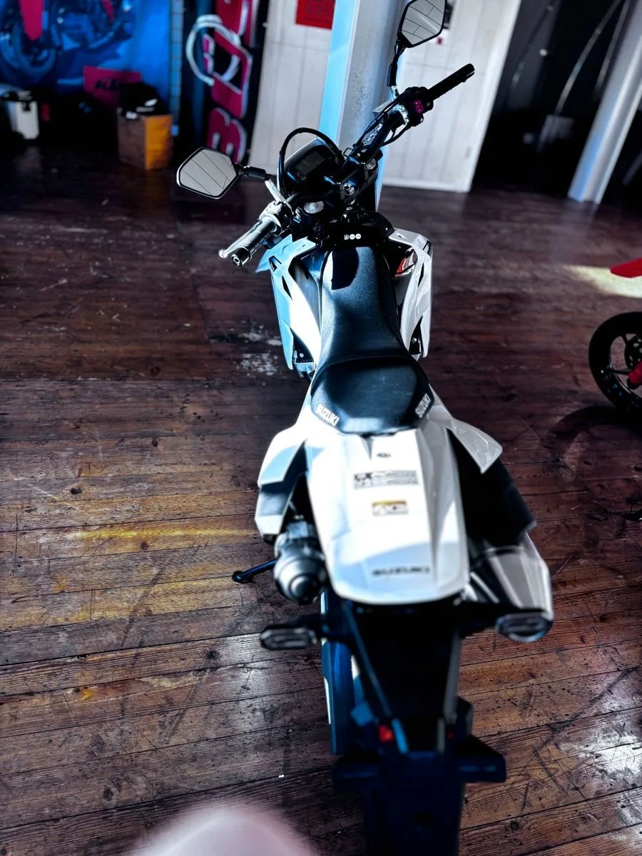 Suzuki DR-Z4SM