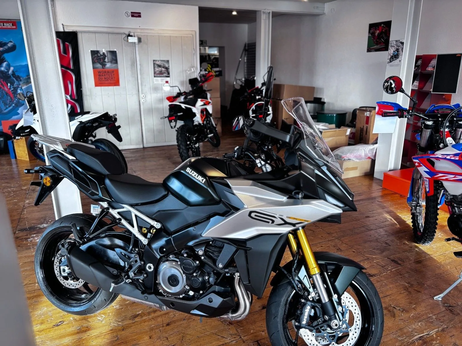 Suzuki GSX-S1000GX