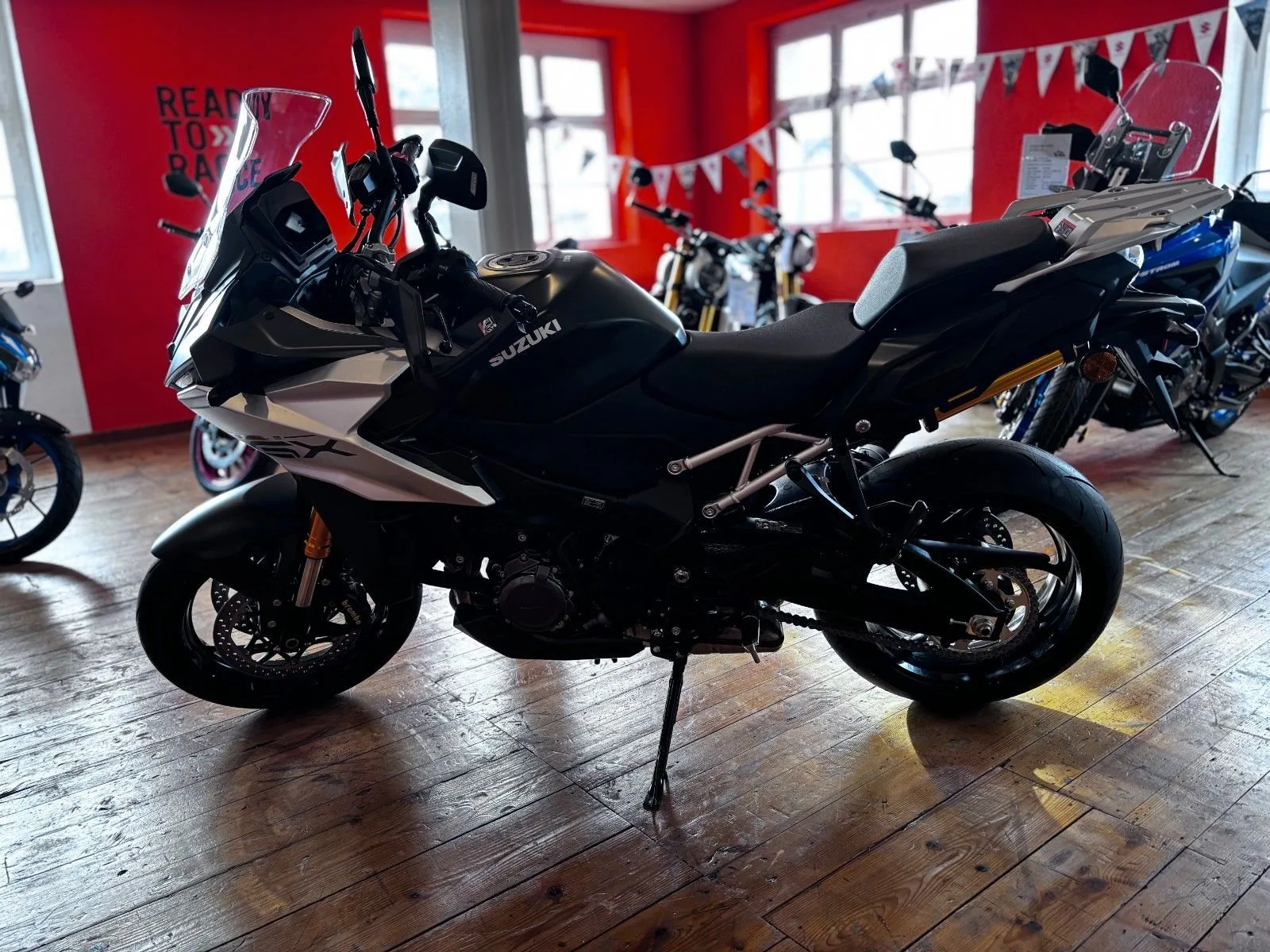 Suzuki GSX-S1000GX