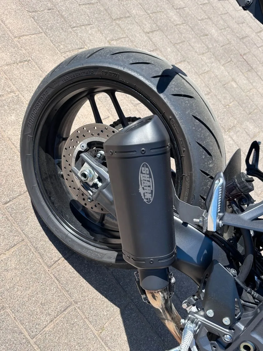 Yamaha MT-09 Y-AMT 35kW