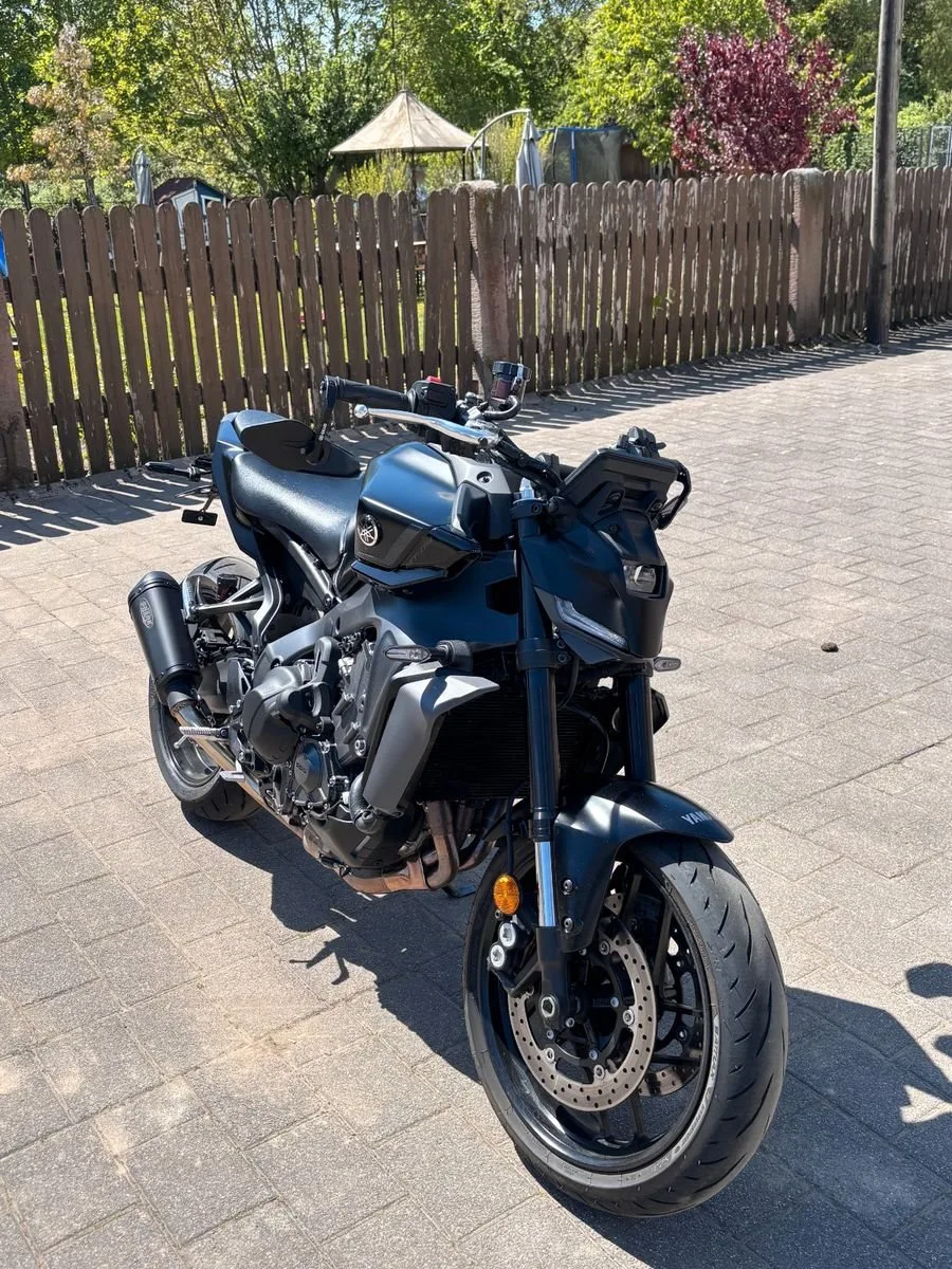 Yamaha MT-09 Y-AMT 35kW