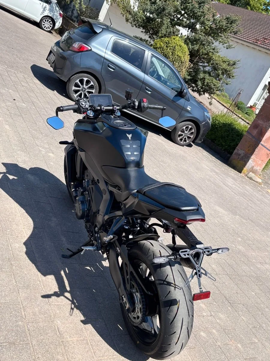 Yamaha MT-09 Y-AMT 35kW